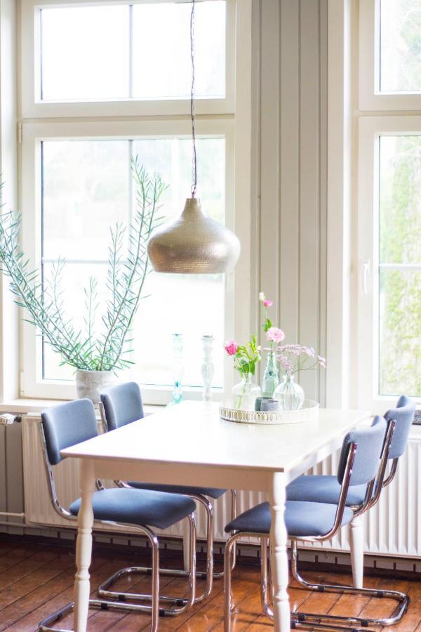In De Witte Handt Midsland Luaran gambar